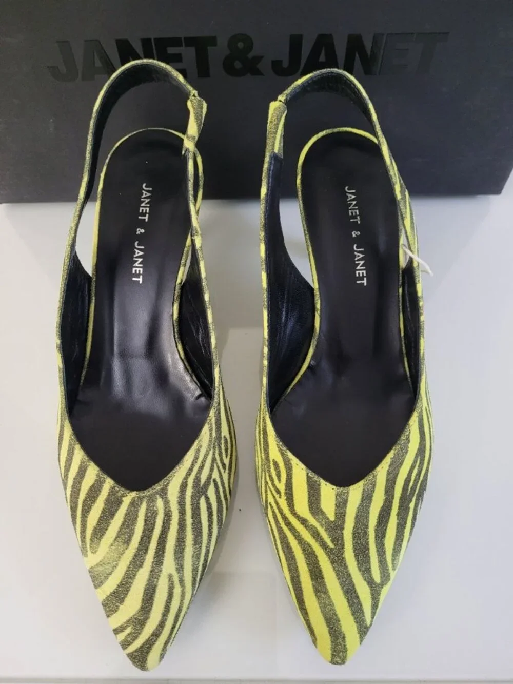 Janet & Janet Zebra Print Slingback Heels Size 37 Lime Green Black